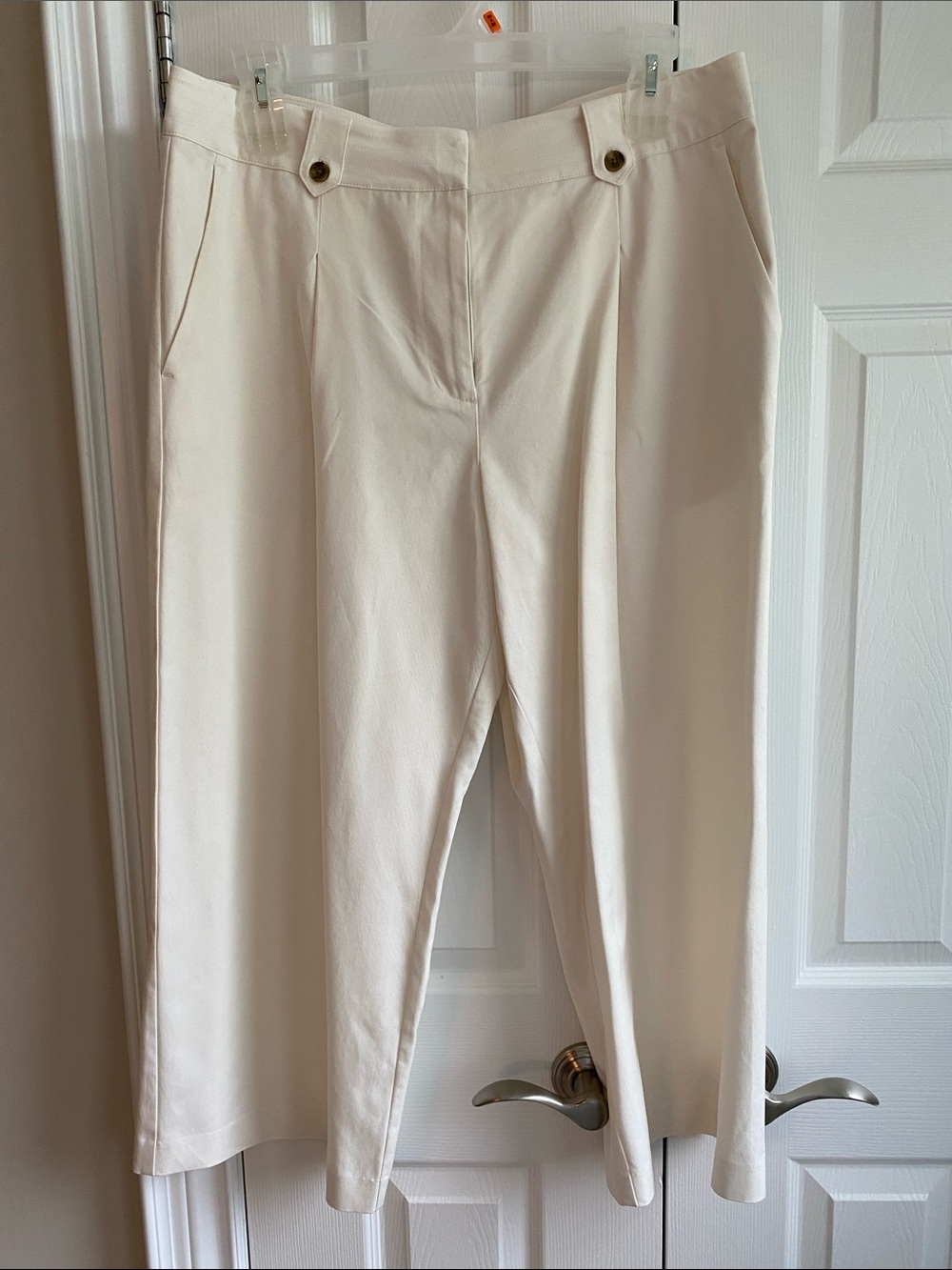 Hudson Jeans Cream/Natural Waistband Detail Top